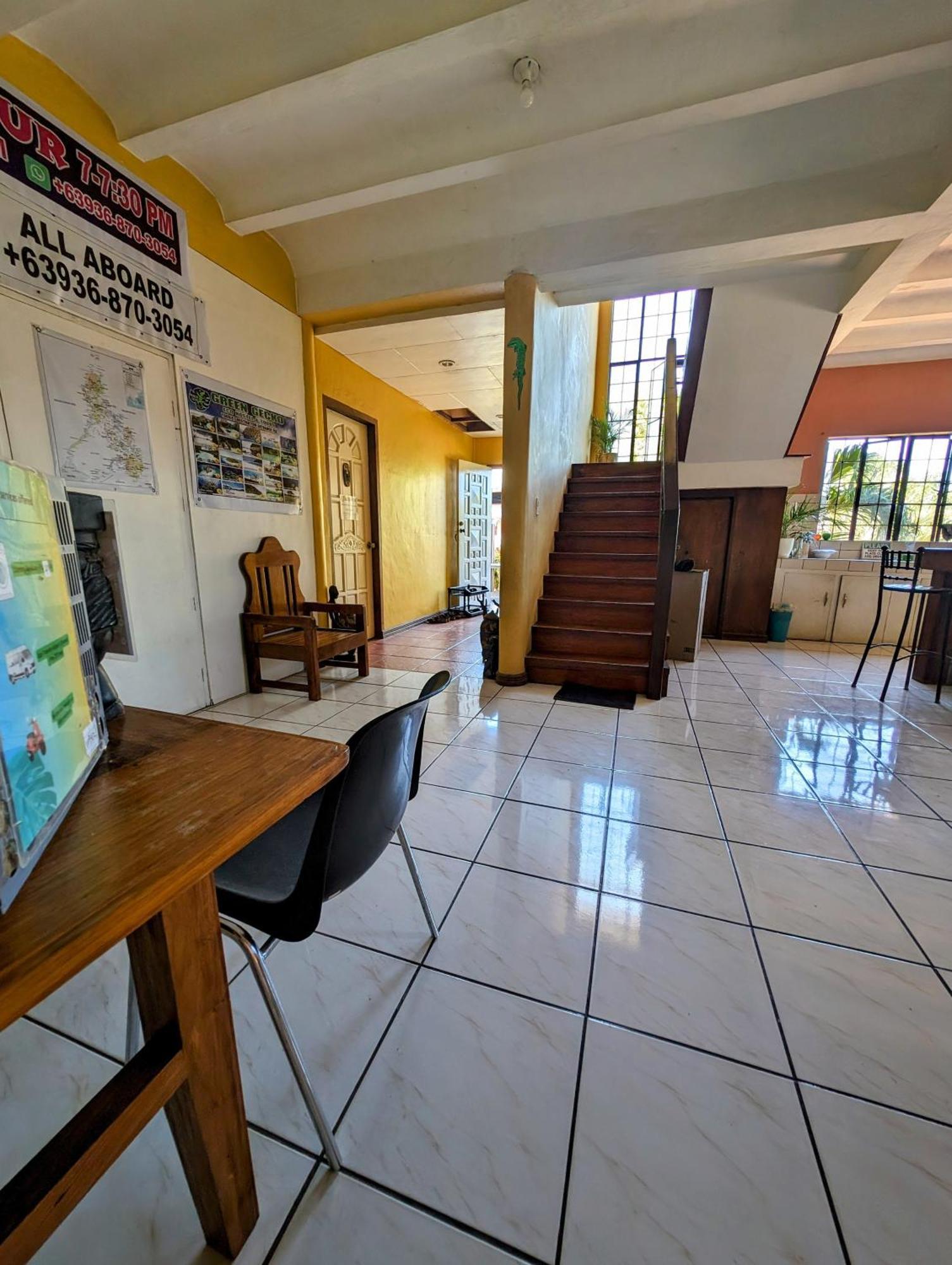 Screaming Gecko Hostel Busuanga Esterno foto