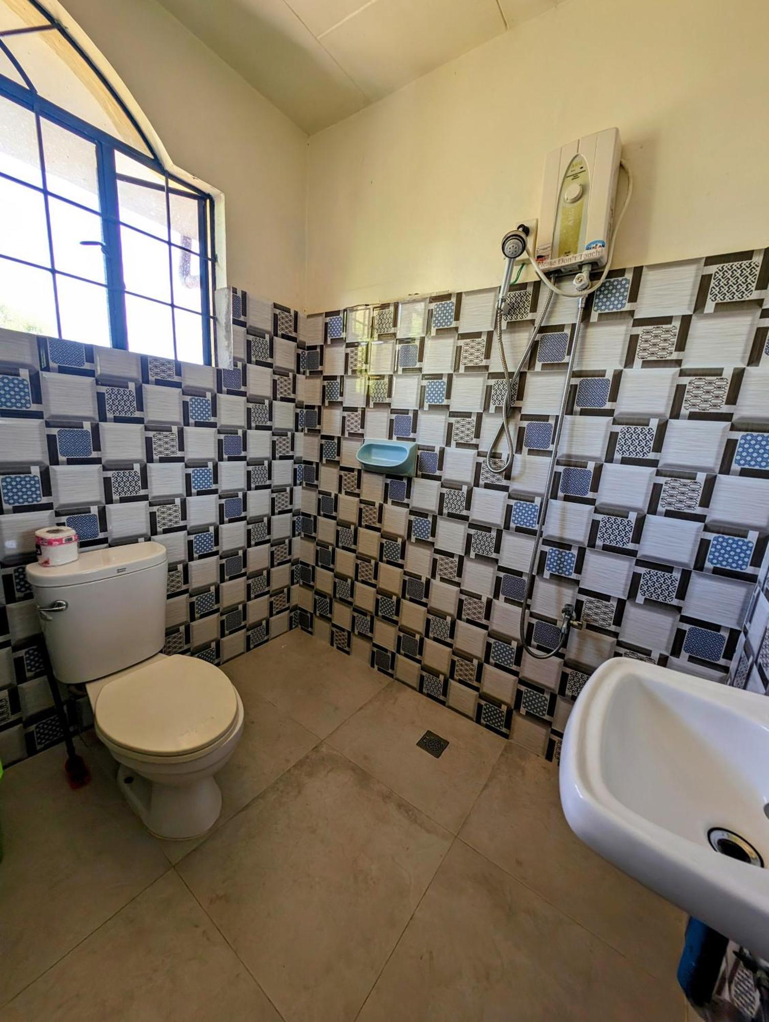 Screaming Gecko Hostel Busuanga Esterno foto